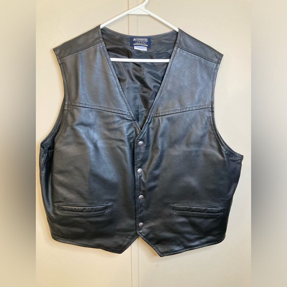 NRA Authentic Gear Vest Men's L Black Leather Conceal Carry